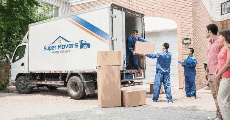 Rent a Pickup Truck in Dubai with Super Movers